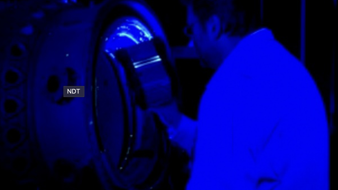 블랙라이트를 이용한 비파괴검사