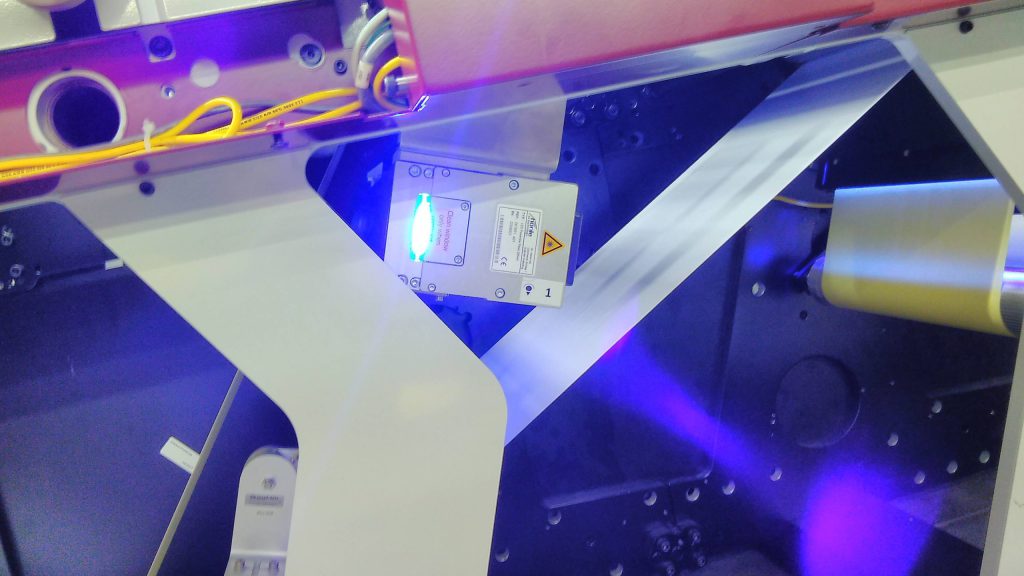 ATA181012 LED Powerline Flexo (19) Web Rolle